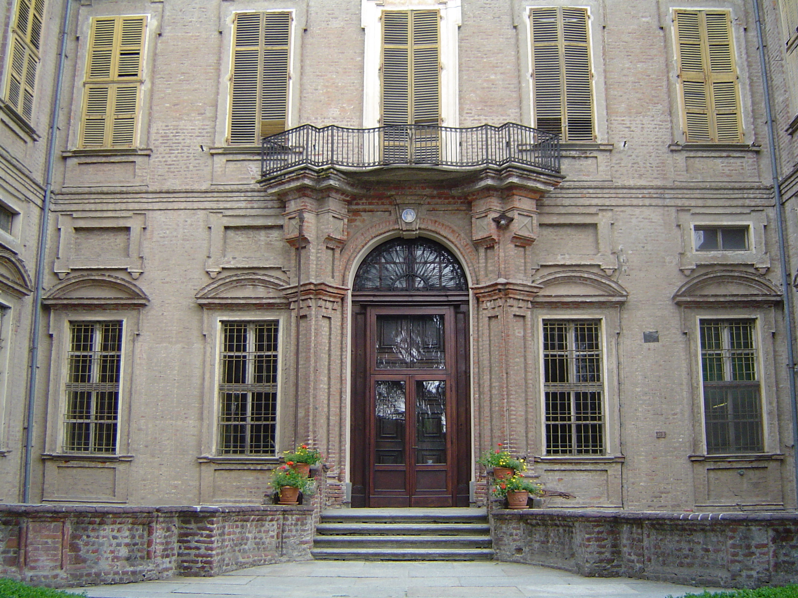 Portale d'ingresso del Castello di Virle